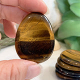 Tigerās Eye Worry Stone - worrystone