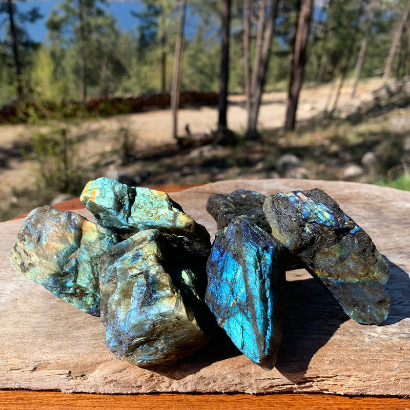 Pierre naturelle labradorite flashy