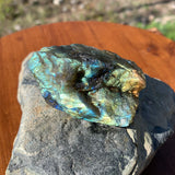 Pierre naturelle labradorite flashy