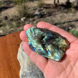 Pierre naturelle labradorite flashy