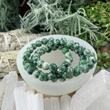 Pulsera Mala De Jaspe Con Manchas Verdes Y Estuche De Terciopelo
