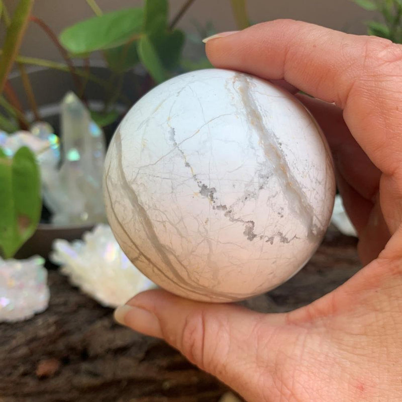 Howlite Sphere - sphere