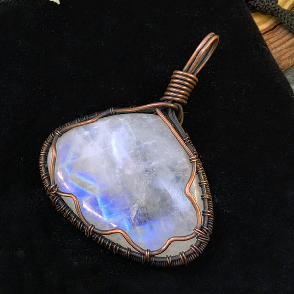 Z ARRON DESIGN Collier avec pendentif en fil de cuivre et pierre de lune Serenity