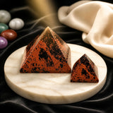 Röd Obsidian Pyramid - Medium