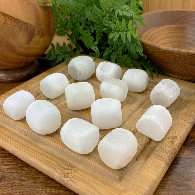 Cubo rodado de selenita