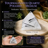 Turmalineret kvartspyramide - medium