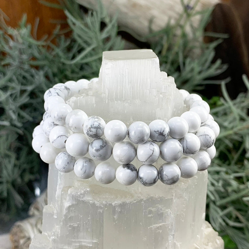 Pulsera Mala Howlita Blanca Con Bolsa De Terciopelo
