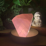 Lumière d'ambiance en cristal (morceau de quartz rose)